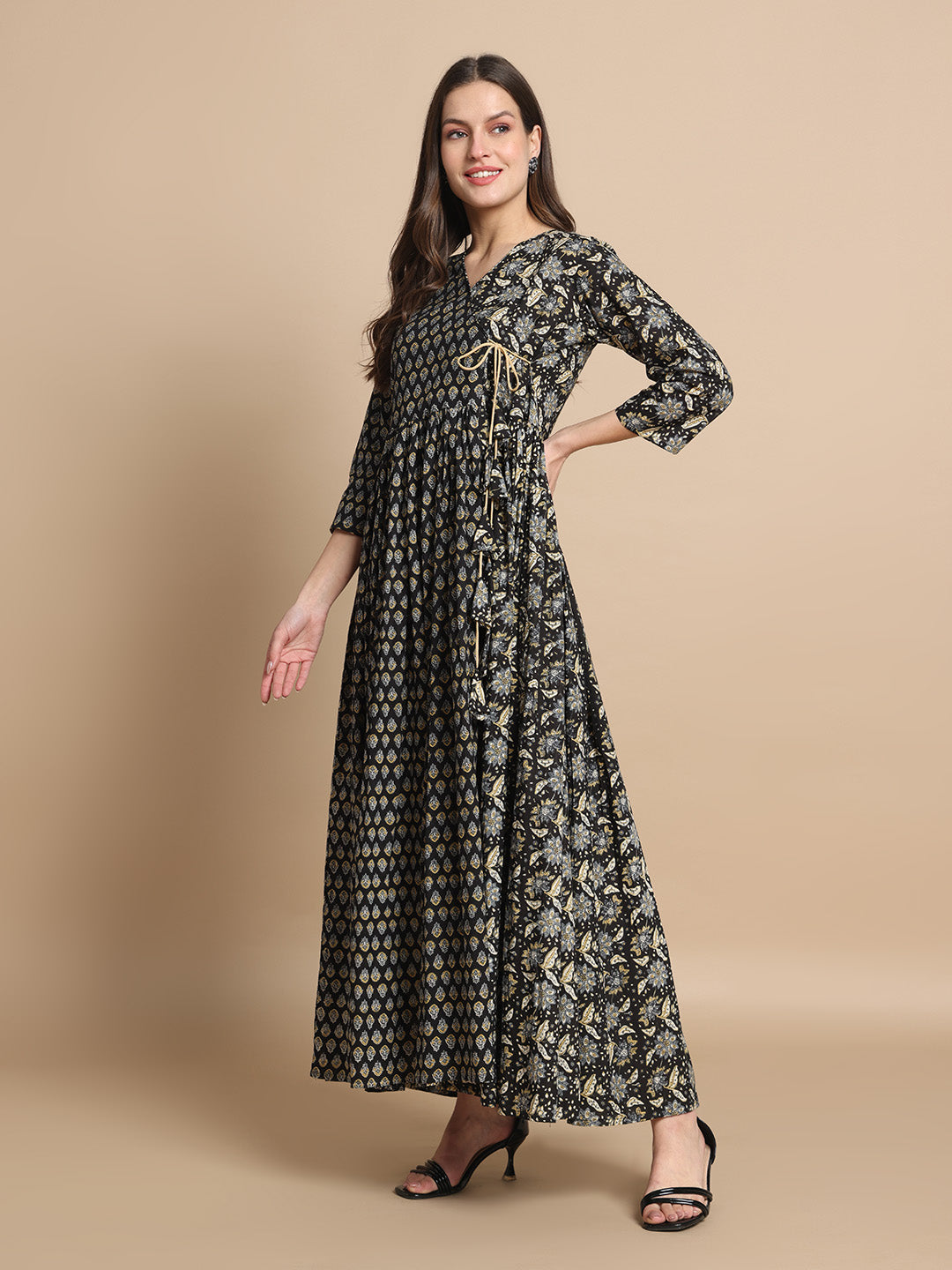 Elegant Black Floral Printed Flared Anarkali Kurta for Women