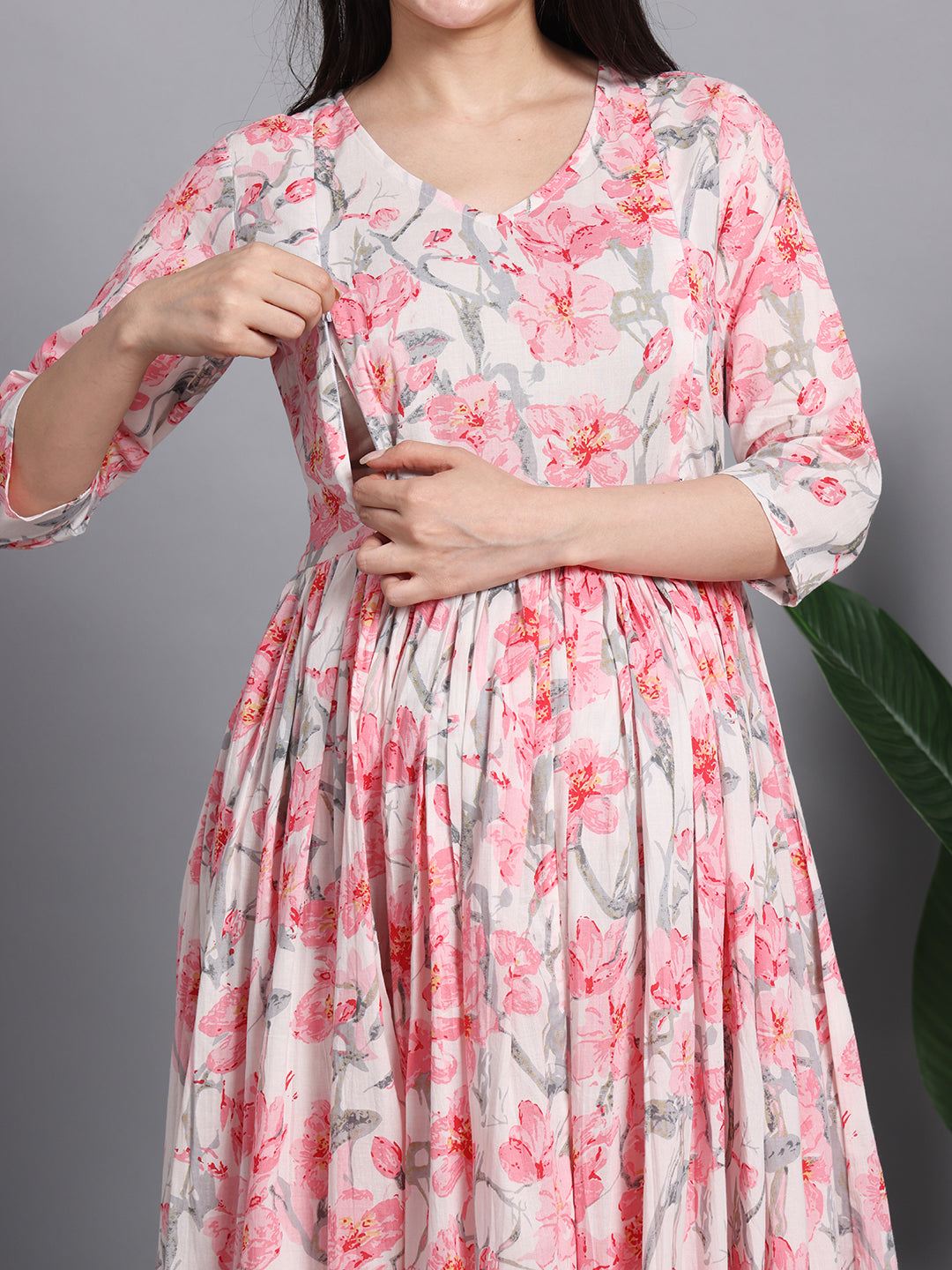 Light Pink Floral Printed Cotton Maternity Kurta for Women