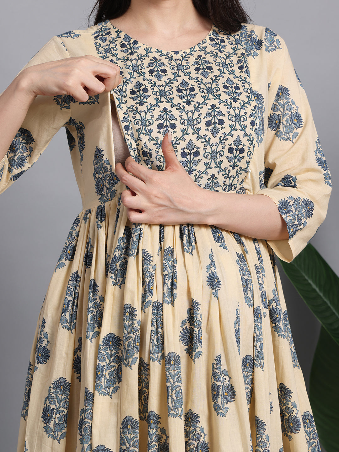 Gujari Jaipur Cream Floral Printed Maternity Kurta