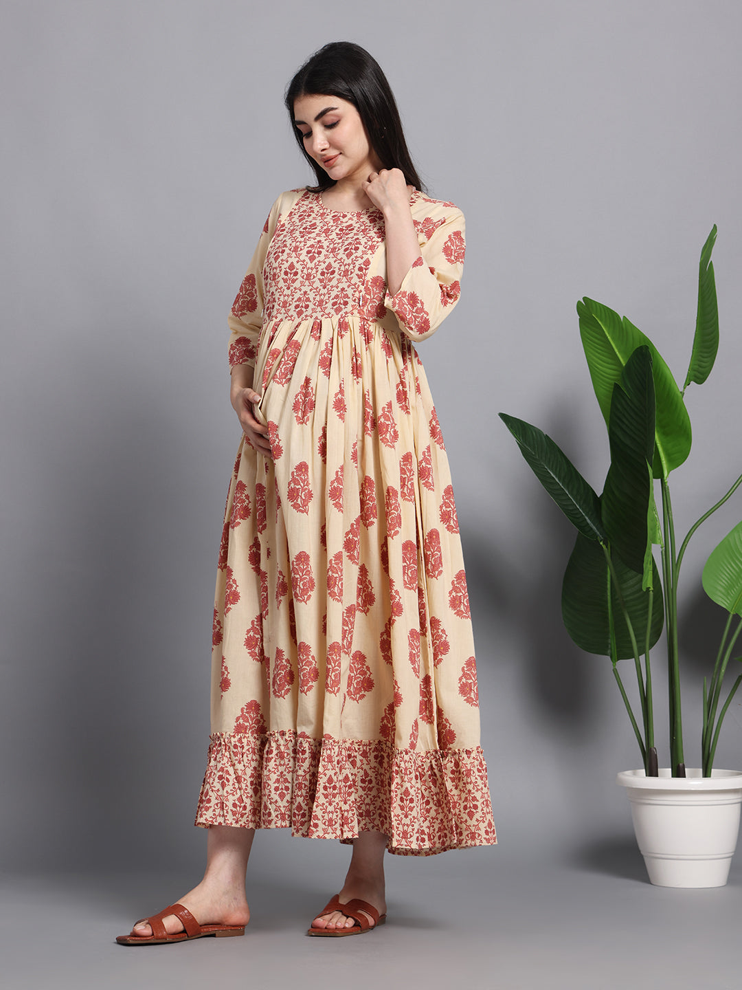 Beige Floral Printed Cotton Feeding Friendly Maternity Kurta