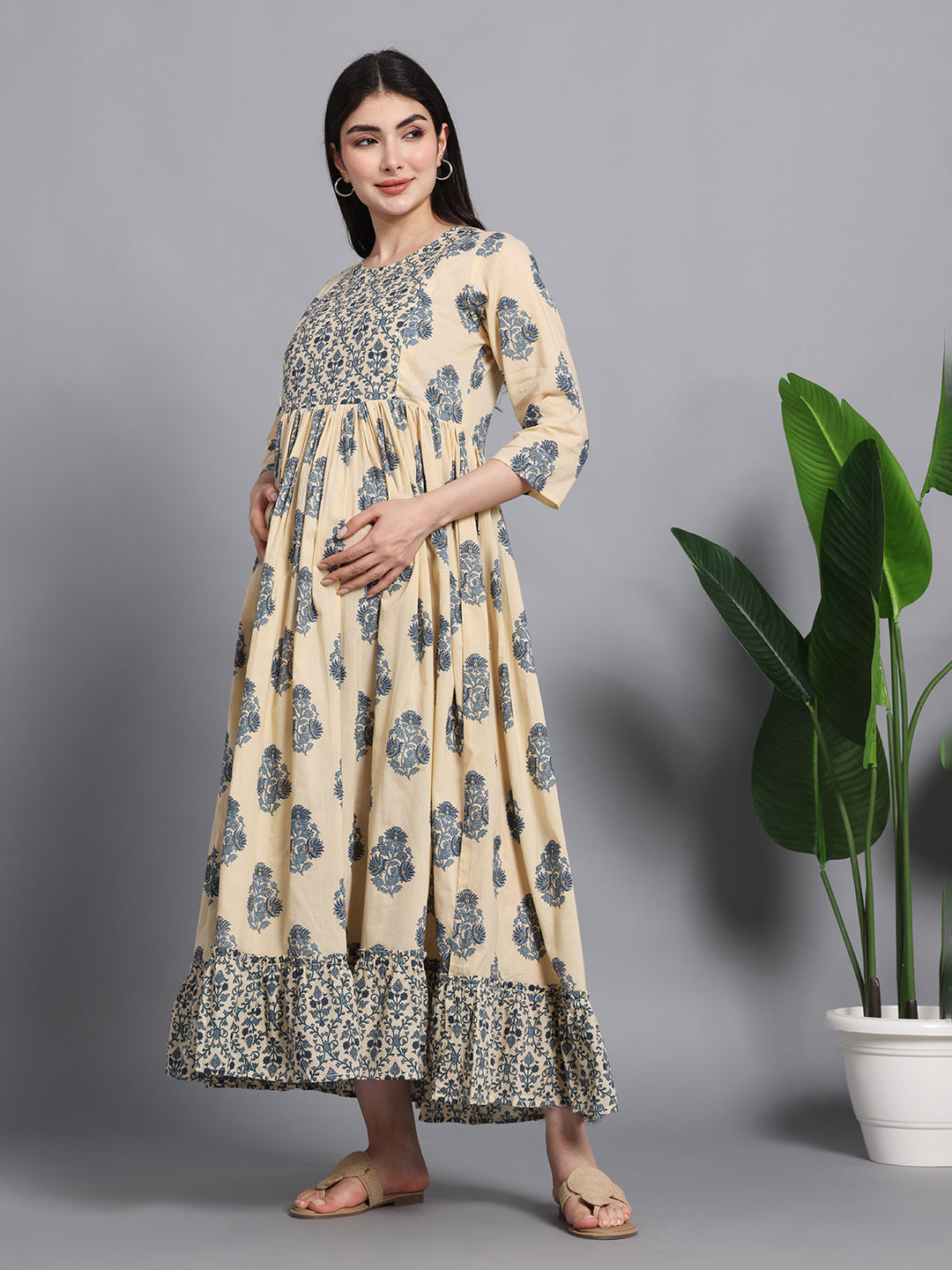 Gujari Jaipur Cream Floral Printed Maternity Kurta