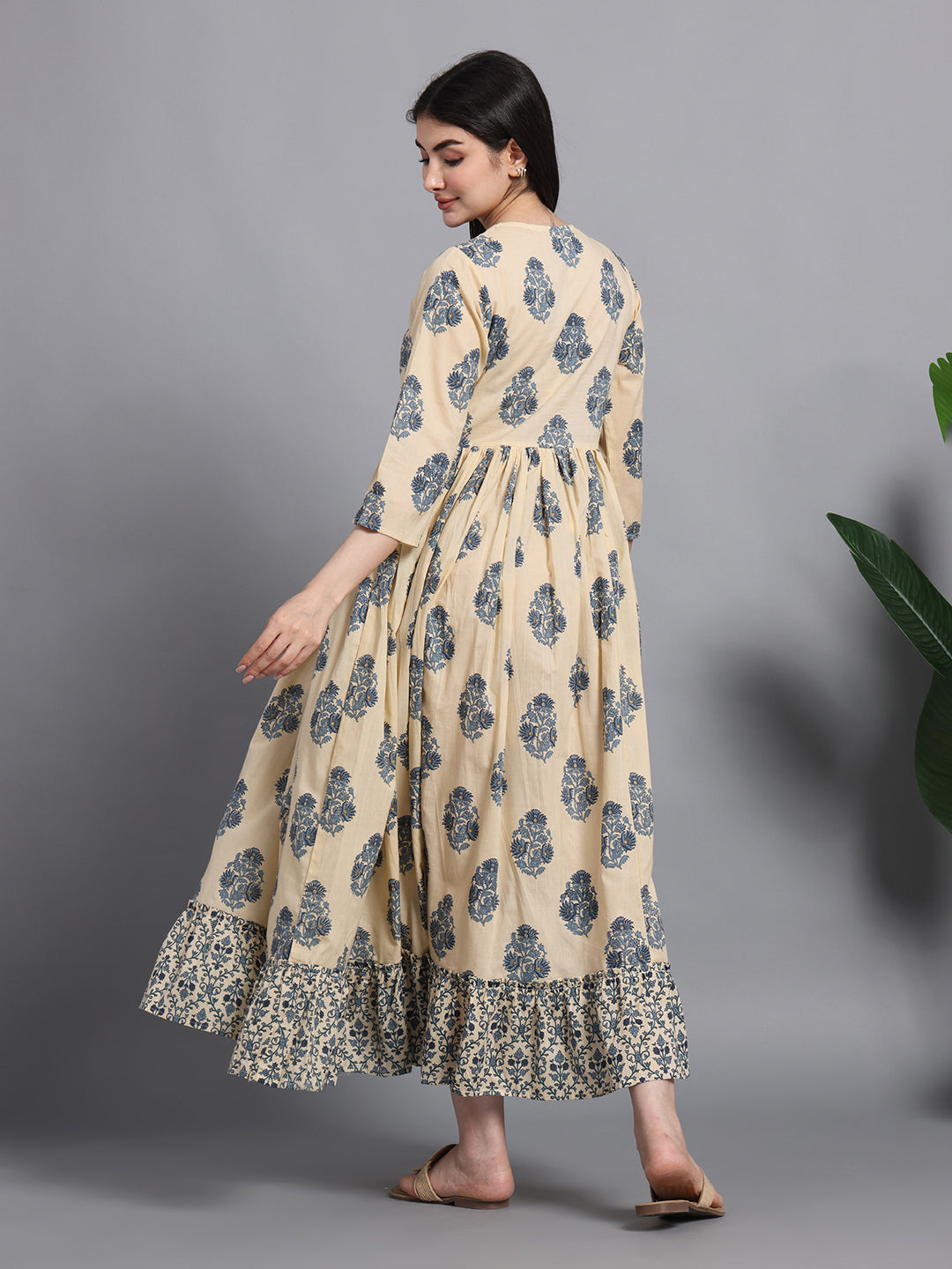Gujari Jaipur Cream Floral Printed Maternity Kurta
