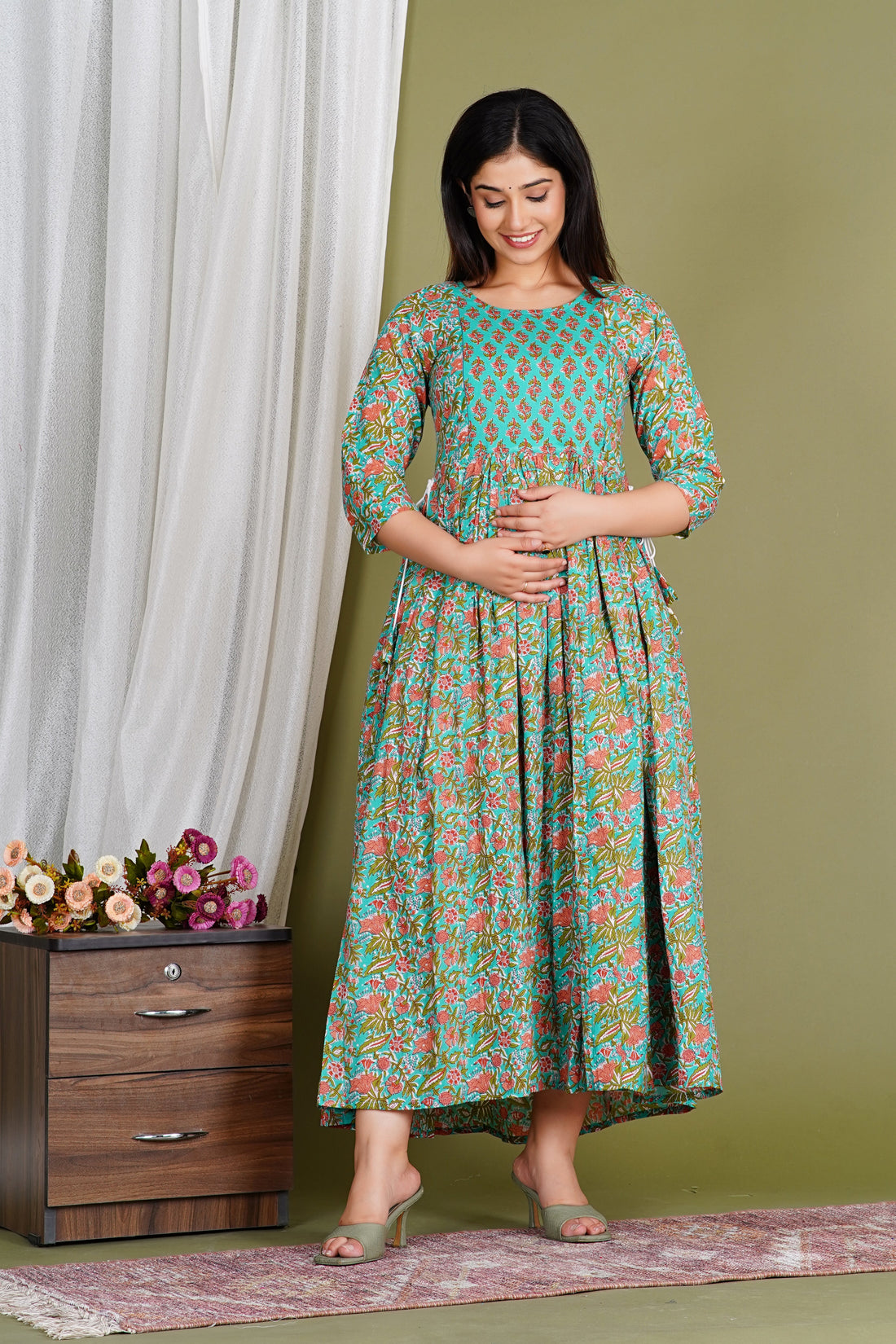 Green Printed Feeding Friendly Maternity Kurta Wear